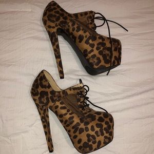 Leopard booties